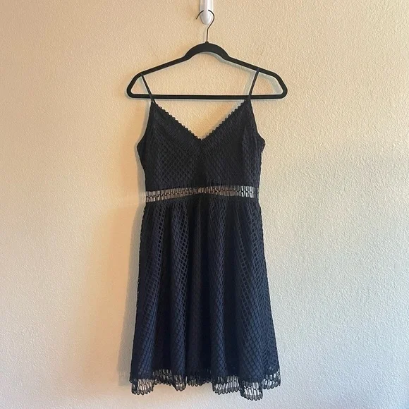 Revolve Likely Glencoe Fence Lace Sleeveless Dress Navy Black Mini Womens Size 6 - Picture 2 of 12